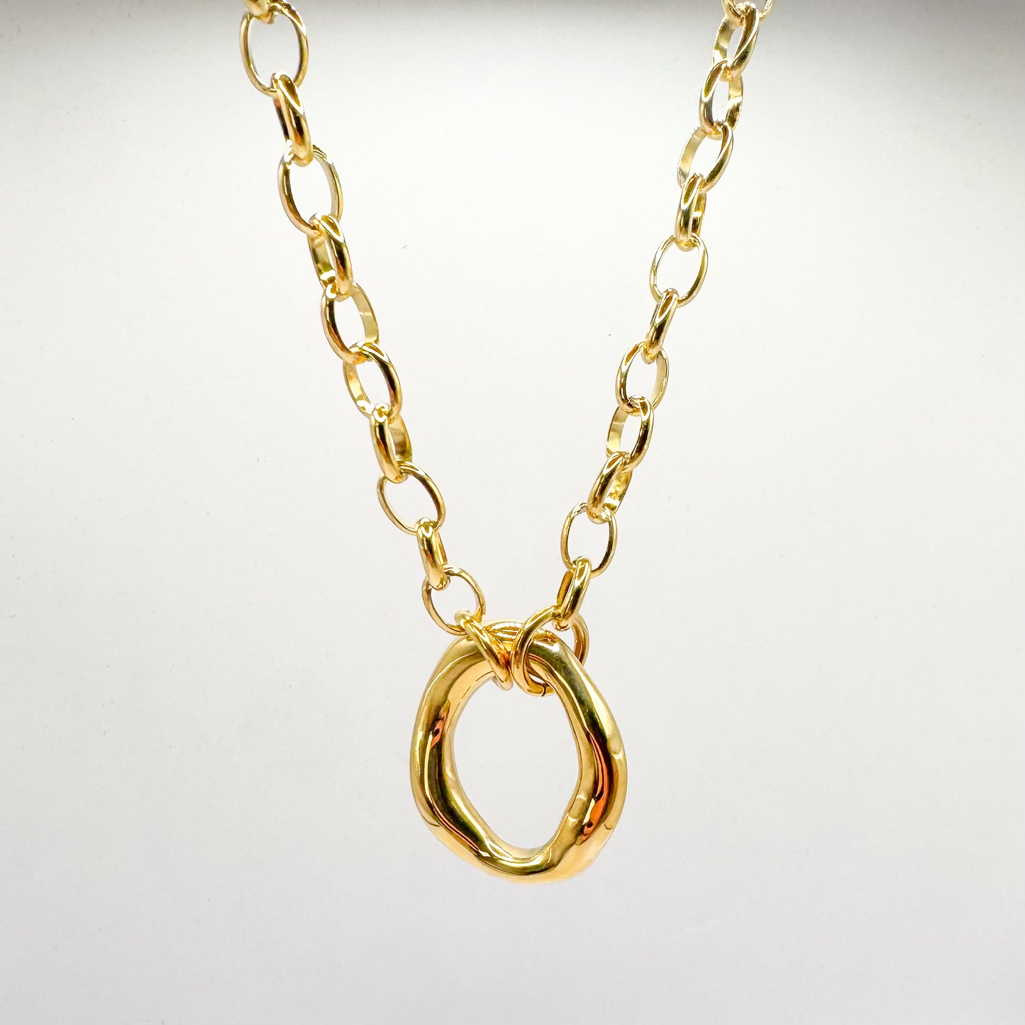 Belleza necklace