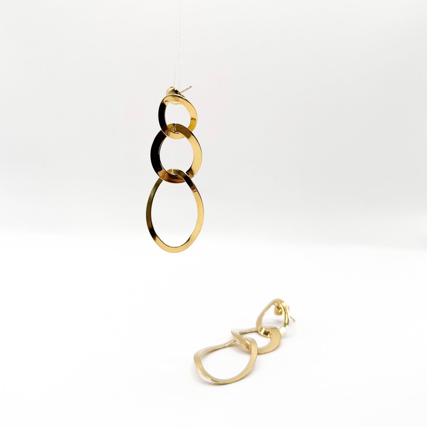 Avale earrings