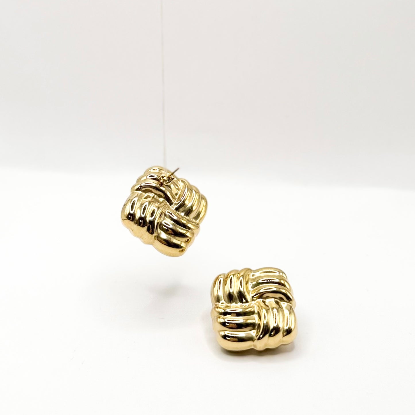 Aerisca earrings