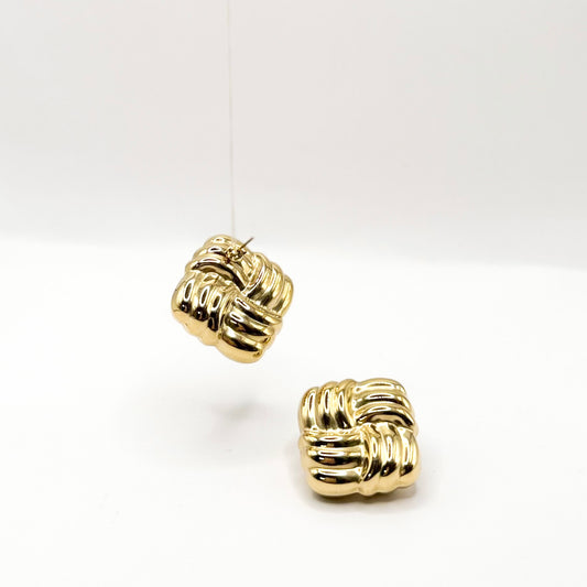 Aerisca earrings