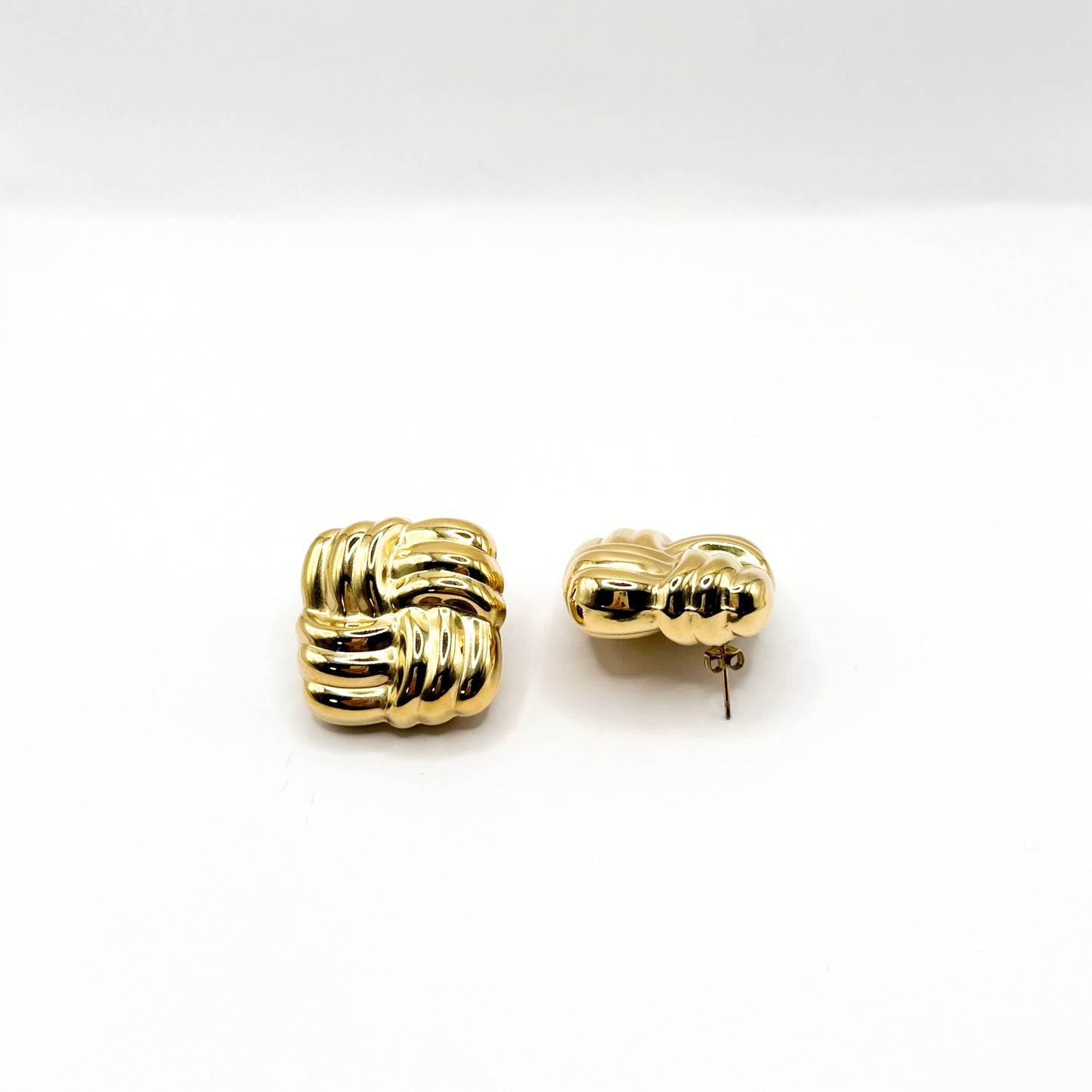 Aerisca earrings