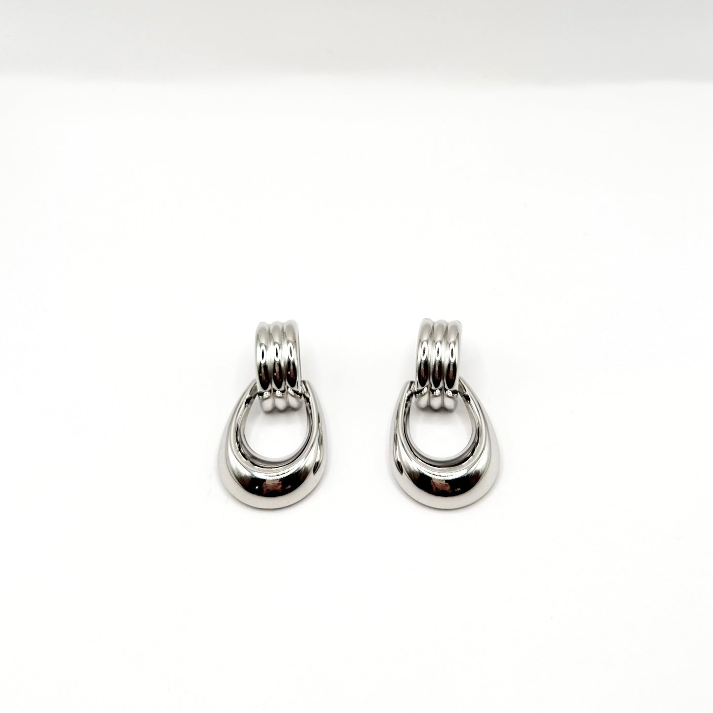 Viora earrings